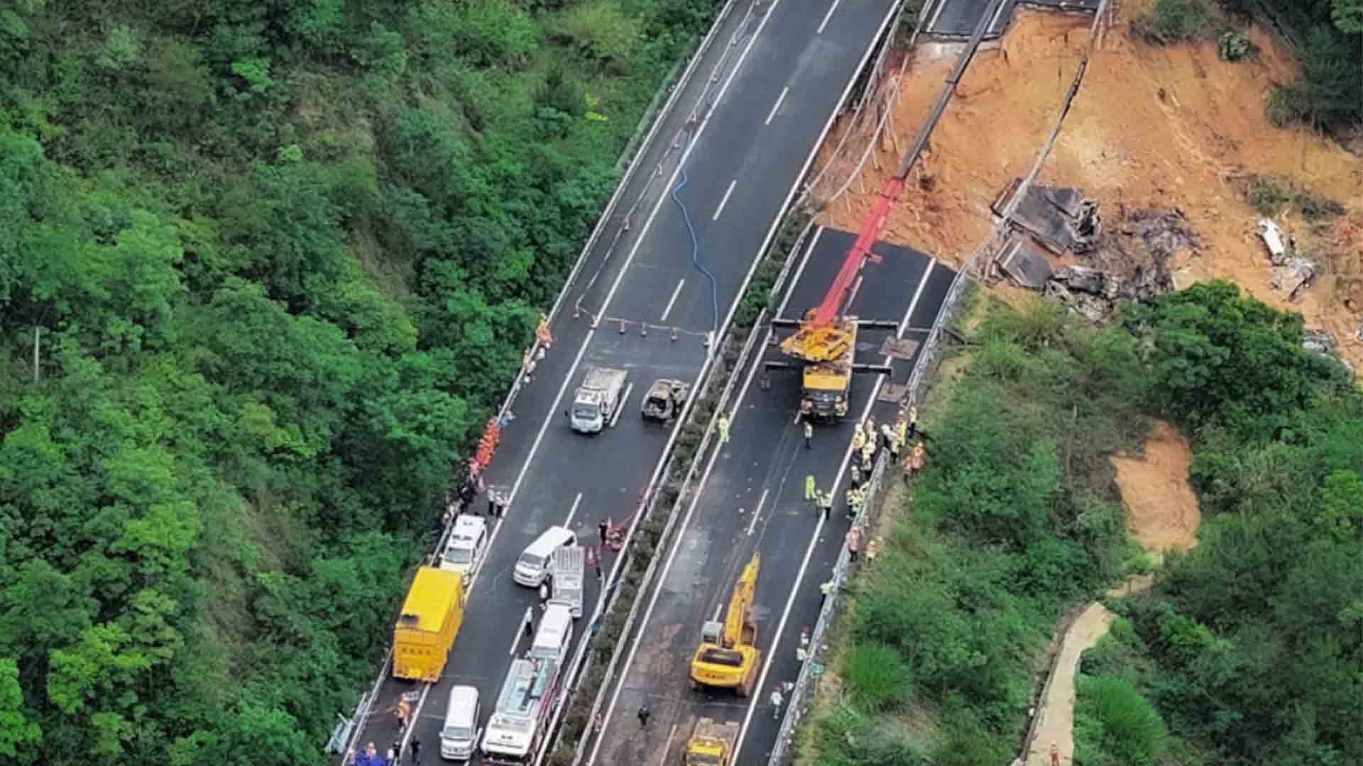 Tragic highway collapse in China leaves 24 dead, 30 injured
